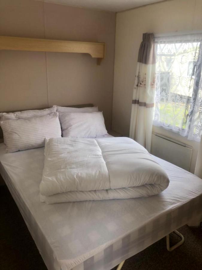 A4 The Chase 6 Berth Pet Friendly Caravan With Decking Ingoldmells Ngoại thất bức ảnh
